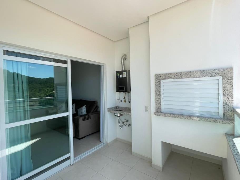 Apto 80M Da Praia Grande Vista Mar! Говернадор-Селсу-Рамус Экстерьер фото